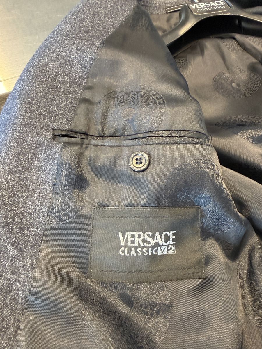 Versace Giacche: Herren Sakko Versace Classic – Usato da Adligenswil venduto da Esthee 5