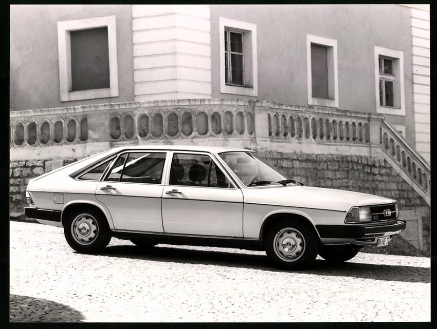 Fotografie & Manifesti: Fotografie Auto Audi 100 5E Fliessheck,  – Usato da Berlin venduto da bartko-reher