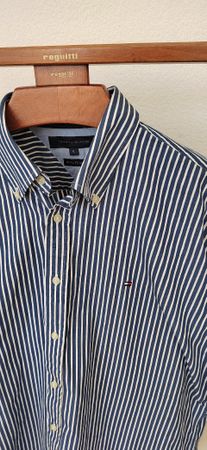 Chemise Tommy Hilfiger rayée bleu/blanc, taille XL, coton. 