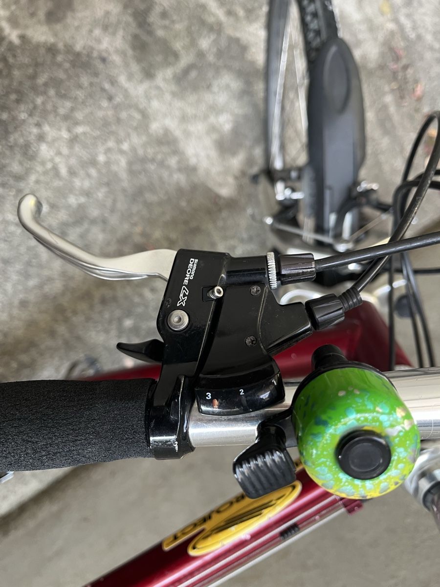Velos: VELO rot – Defekt aus Winterthur von est_my96 3