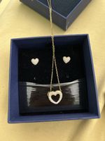 Swarovski Set Herz Kette Ohrstecker neuwertig