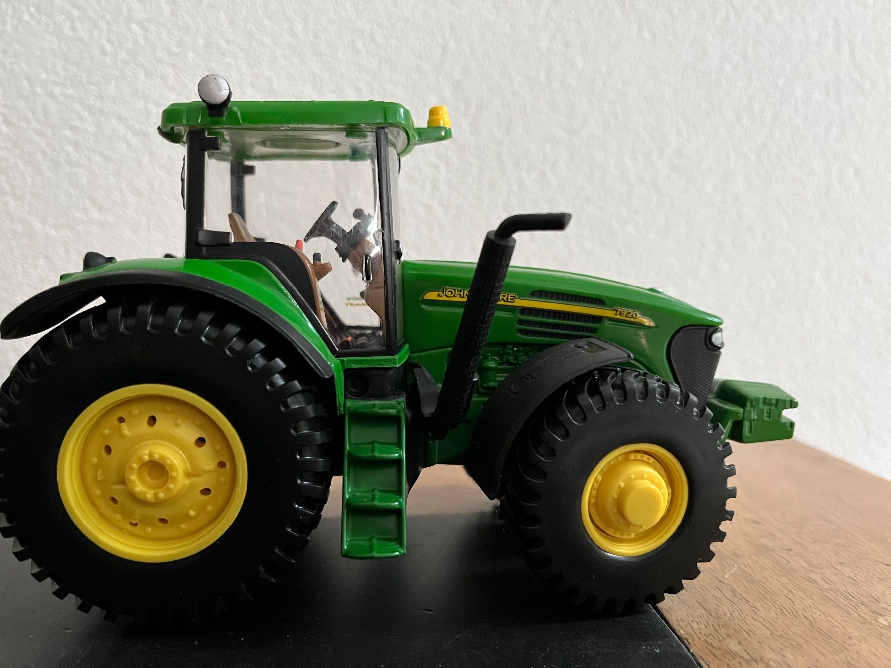 Modellini d'auto: John Deere 7920 – Usato da Pratteln venduto da Daily88 2