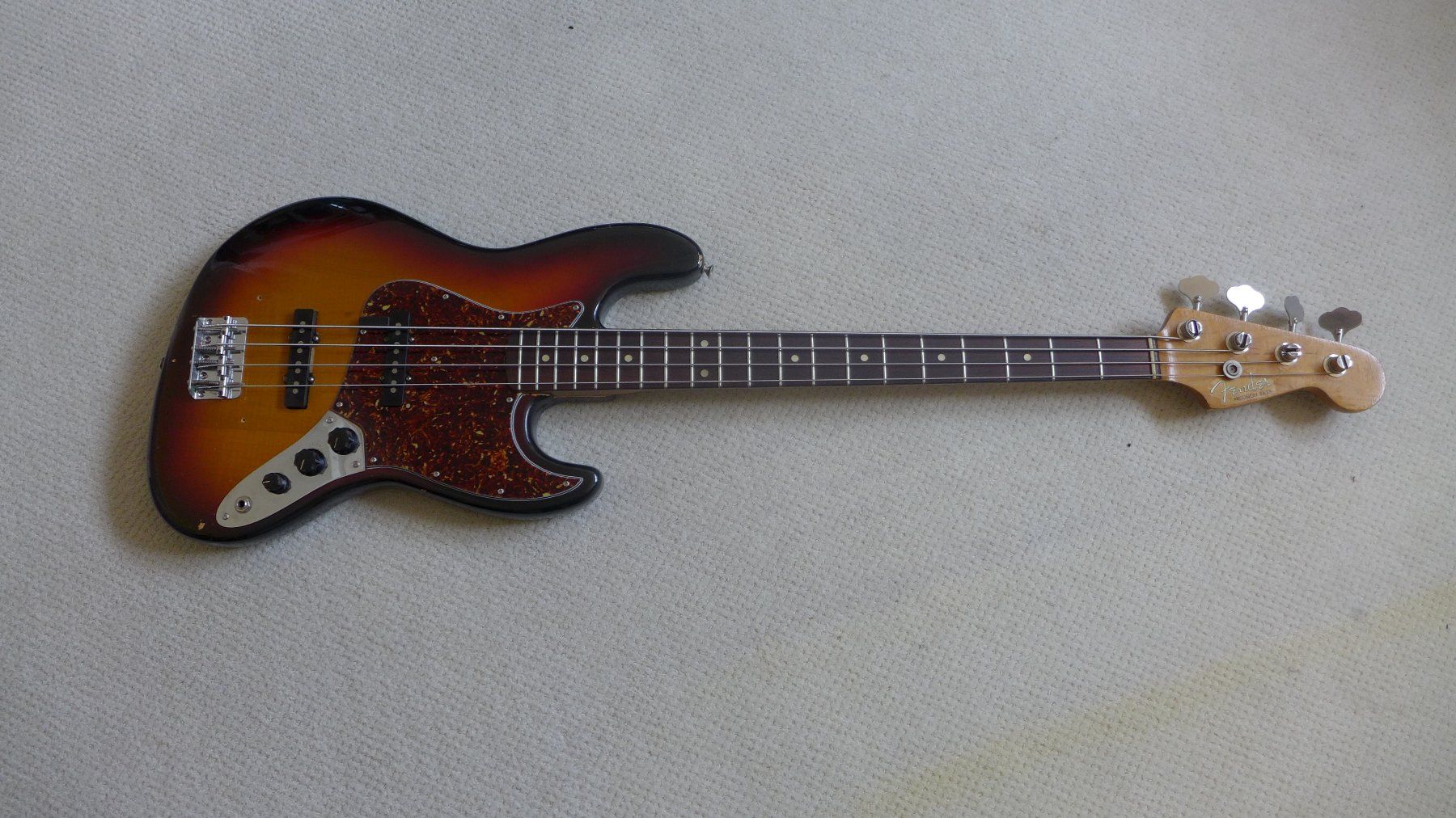 Fender Musikinstrumente: FENDER Precision/Jazz Bass 1966 – Gebraucht aus Steinhausen von 351bb
