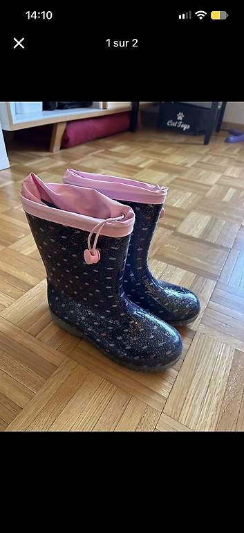 Chaussures filles: Bottes de pluie taille 35 – D'occasion à Morges par flo_68sd