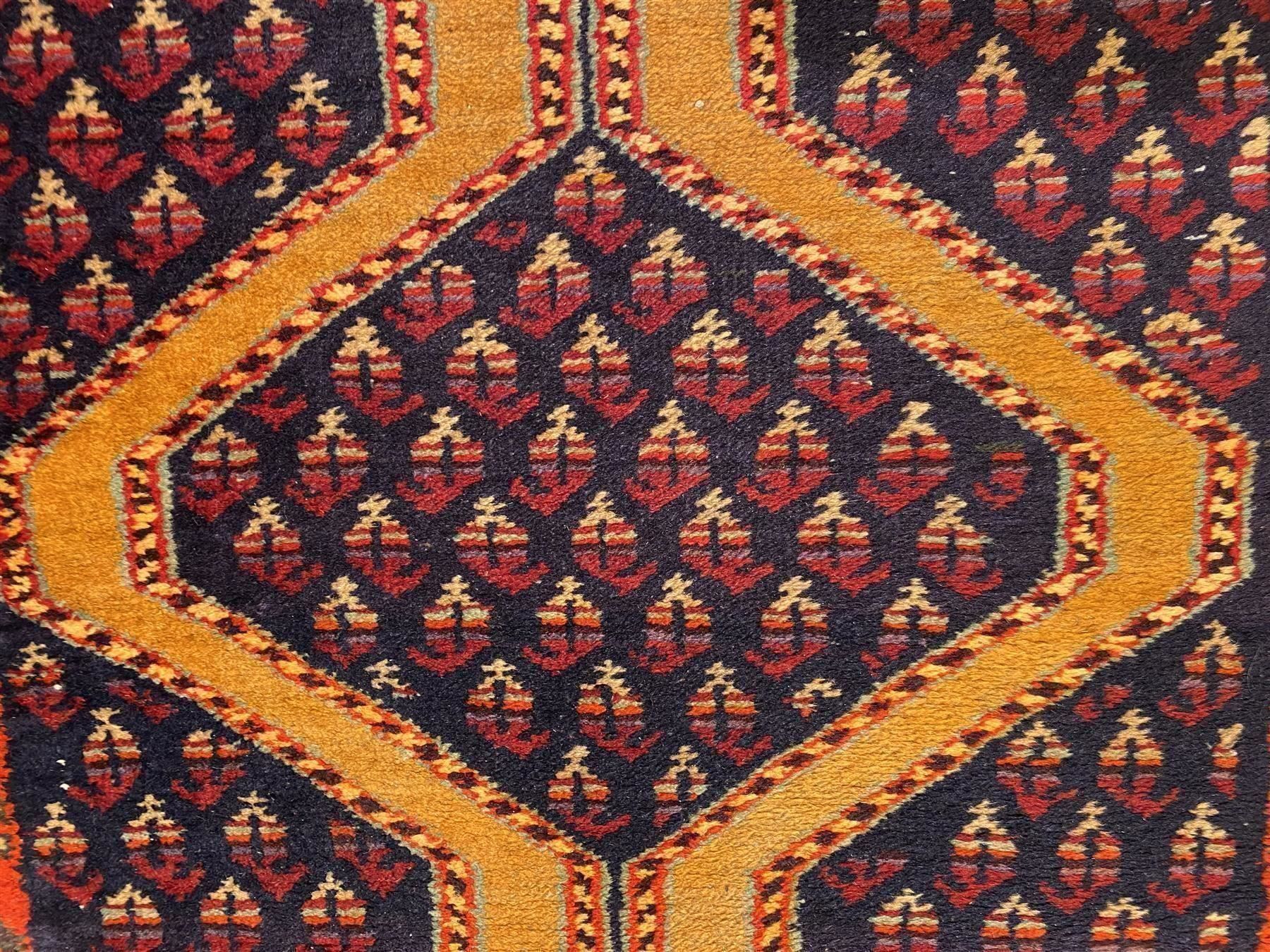 Tappeti: Herrlicher West Perser Läufer 326x102cm – Usato da Steinhausen venduto da Super05 5