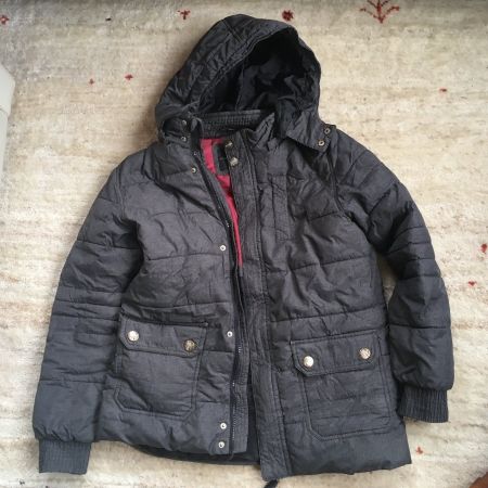 Winterjacke mit Kaputze Charles Vögele Gr. 152 Kinder