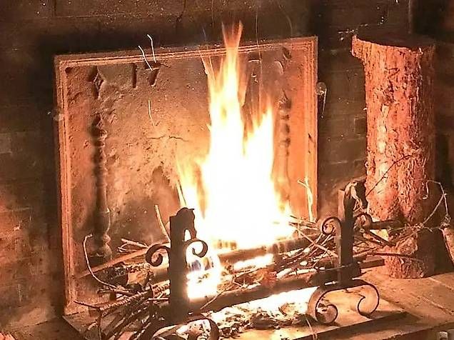 Camini: Placche camino – Usato da Bigorio venduto da crillo81 3
