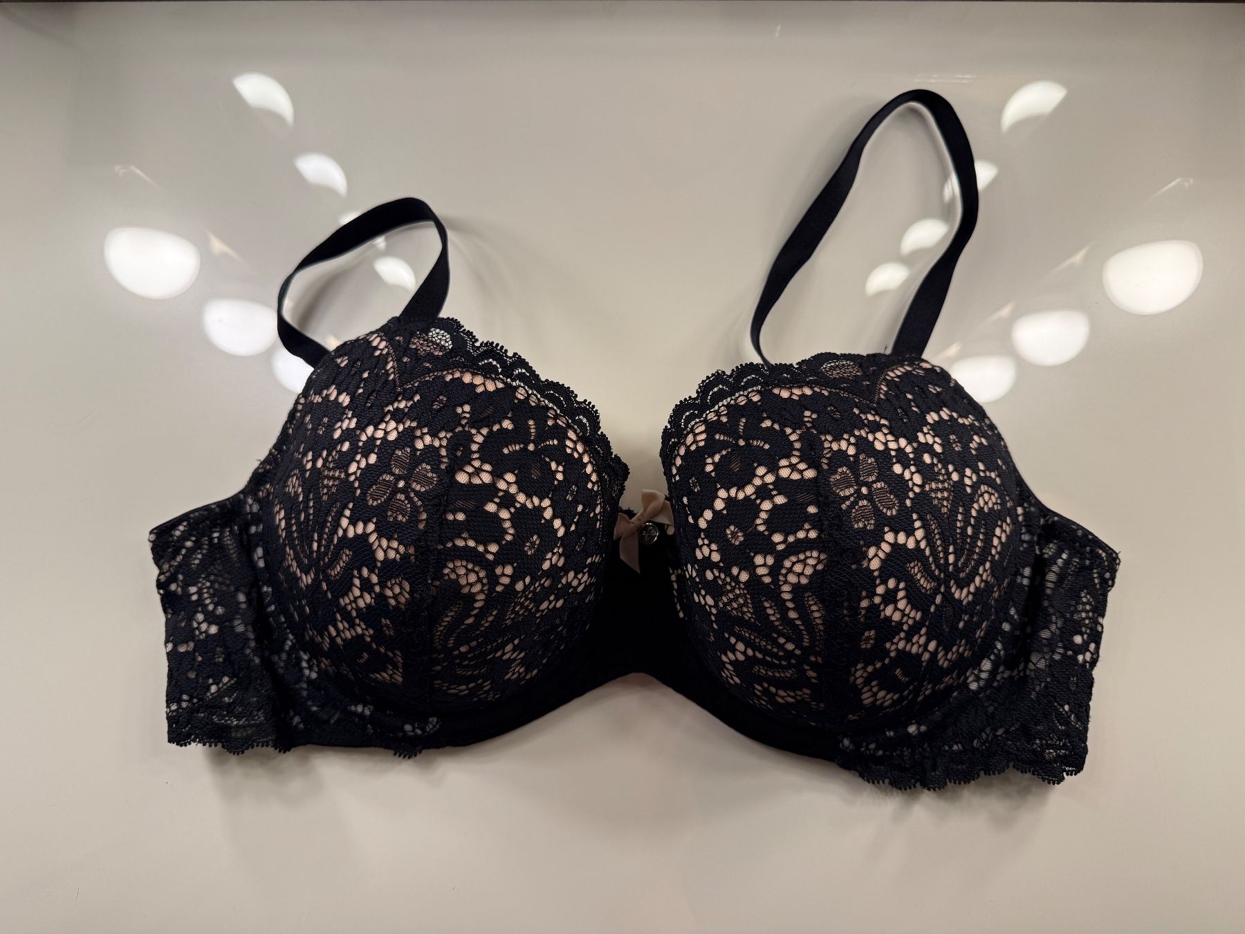 Hunkemöller Altra biancheria intima: BH‘s Hunkemöller 75C – Nuovo (secondo la descrizione) da St. Gallen venduto da azra_sadikov