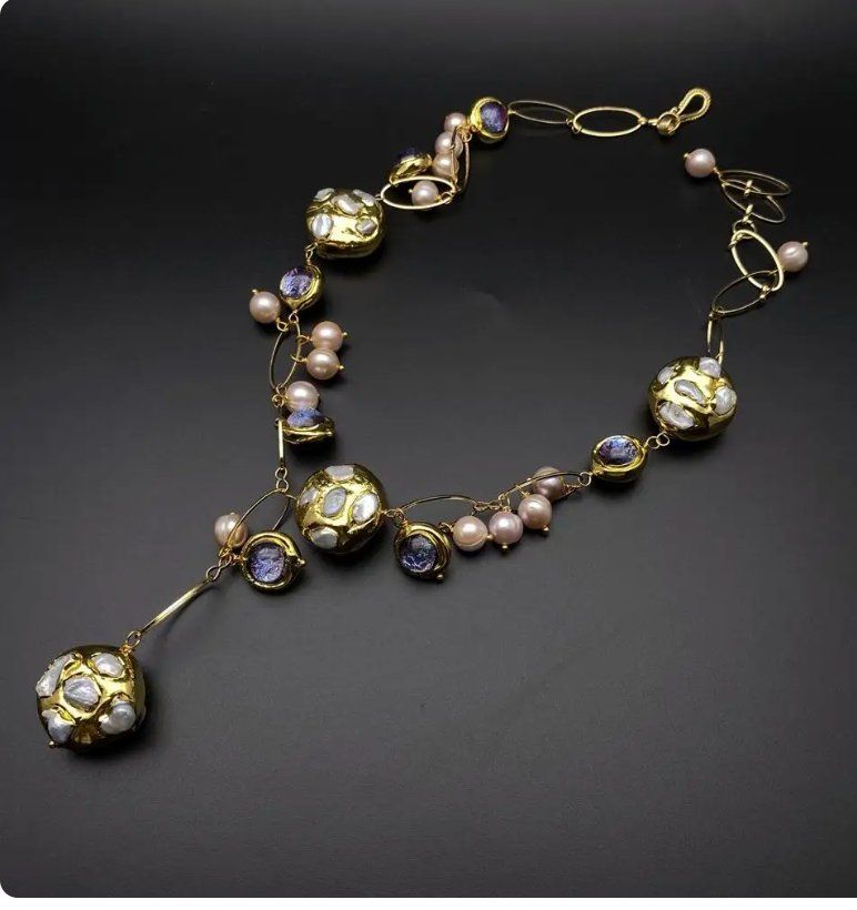 Catenine: Collier de perles blanches Keisha, perles Roses – Nuovo e nell'imballaggio originale da Genève venduto da TradeCH 2
