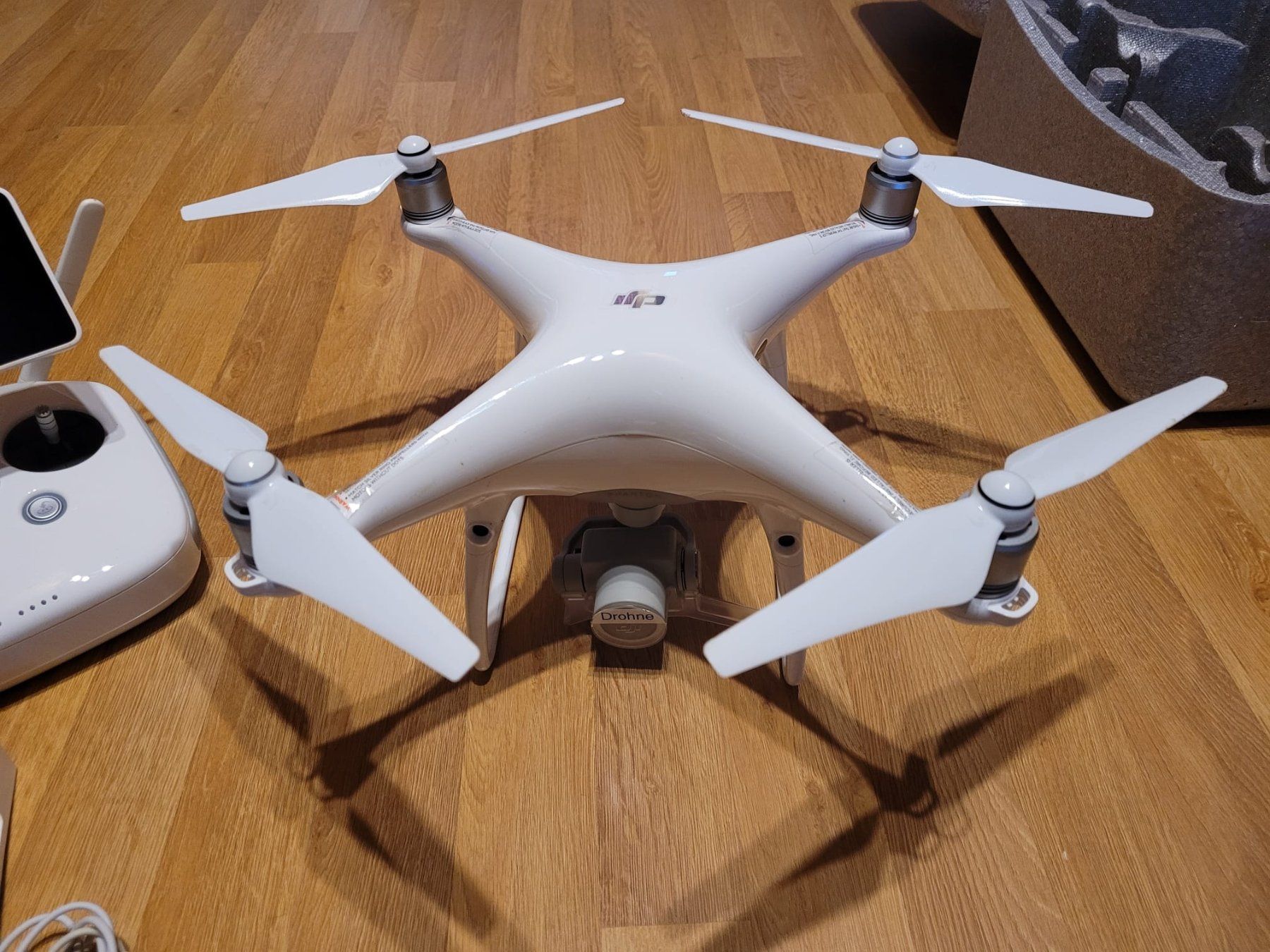 DJI RC Modellbau: Drohne DJI Phantom 4 Pro im Styroporkoffer – Gebraucht aus Hondrich von smf_ch 3
