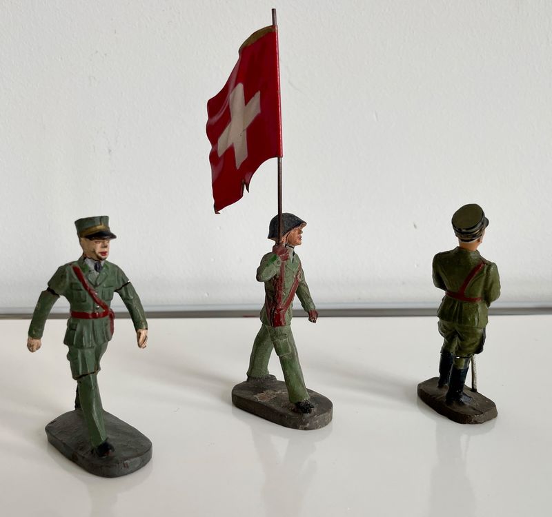 Elastolin Jouets: 3x Elastolin Schweizer Armee General Guisan – D'occasion à Zürich par tersus1981 2