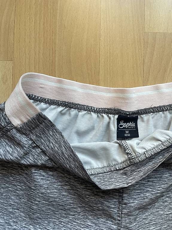 Pantaloni: Sportshorts M – Usato da Itingen venduto da alexasoldie 1