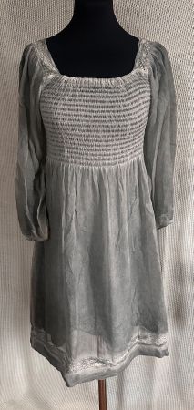 Zartes Kleid von Nile aus Seide Gr. S (mit Unterkleid)