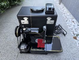 Sehr begehrte Singer 222K Featherweight Nähmaschine