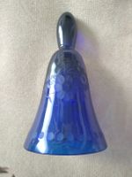 Glocke Glas blau florale Gravur Vagabond House Chatsworth CA