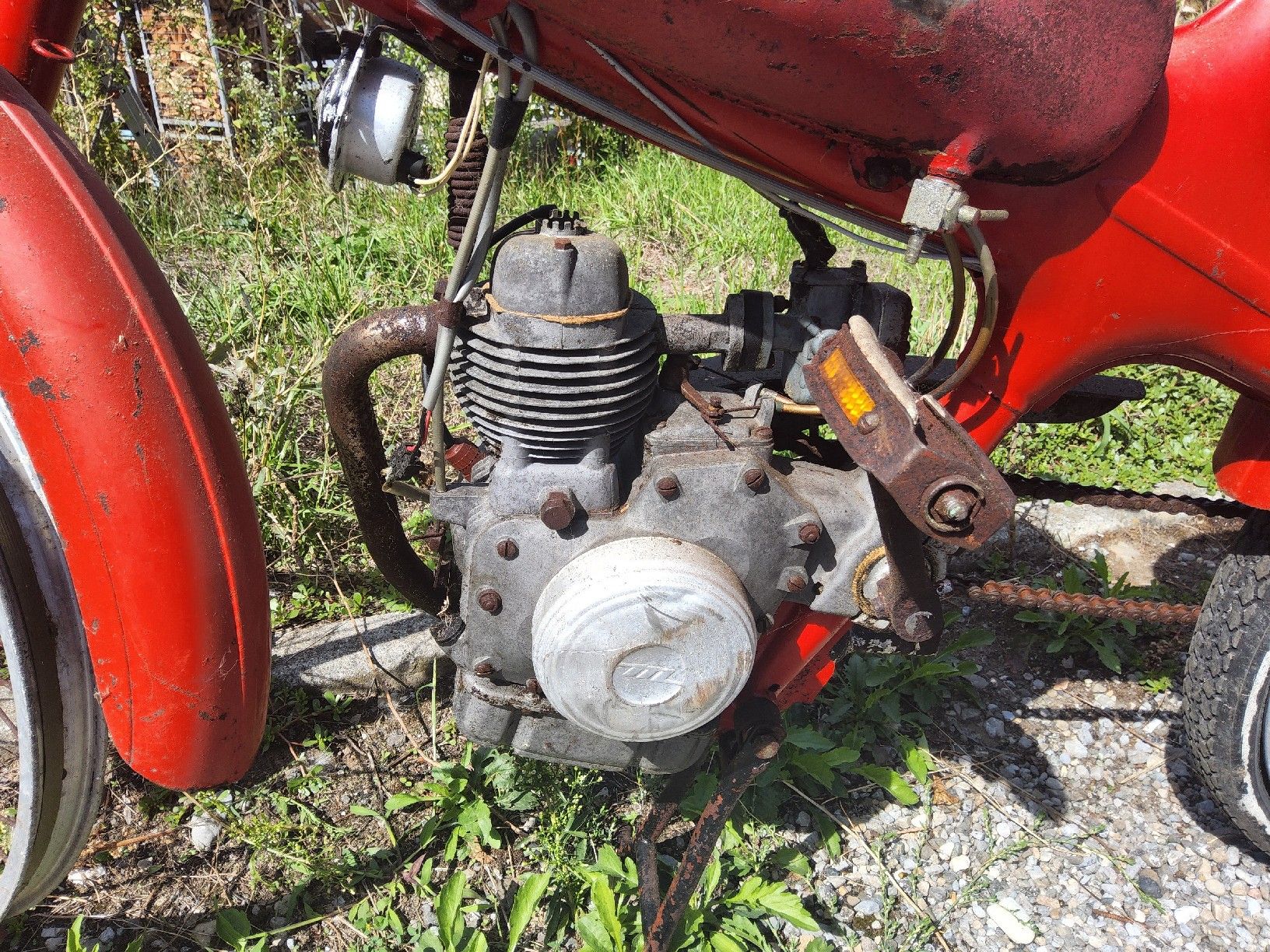 Motom Cyclomoteurs: Mofa Motom – Défectueux à Schüpfen par ber_j6b6 3