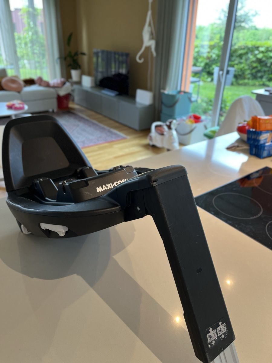 Maxi-Cosi Seggiolini per auto: Maxi-Cosi FamilyFix Basisstation – Usato da Zumikon venduto da Arend 3
