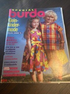Zeitschriften & Magazine: burdhaheftli mit diversen schnittmustern kinder – Gebraucht aus Schwarzenberg LU von kindler007