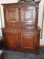 Armoire en bois ancienne