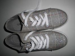 Chaussures à lacet gris carreaux P. 41