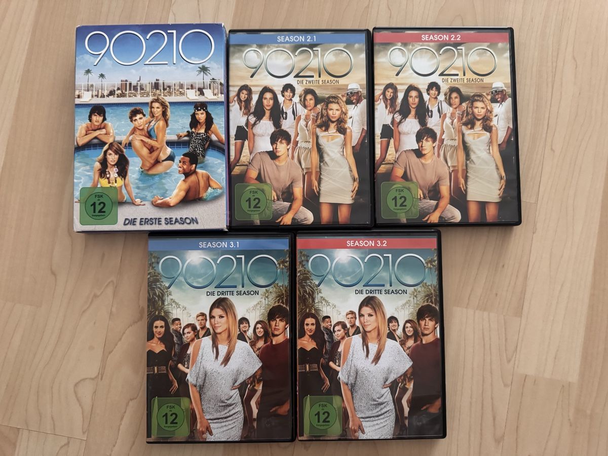 Tutti i DVDs: 90210 DVD Staffel 1-3 – Usato da Glattpark(Opfikon) venduto da LivS