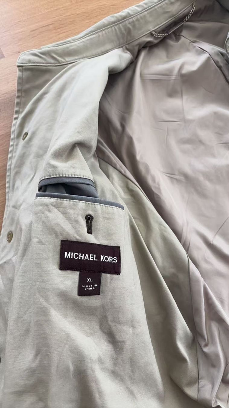 Michael Kors Cappotti: Eleganter Michael Kors Herrenmantel – Usato da Niederweningen venduto da zw4_s78j 4