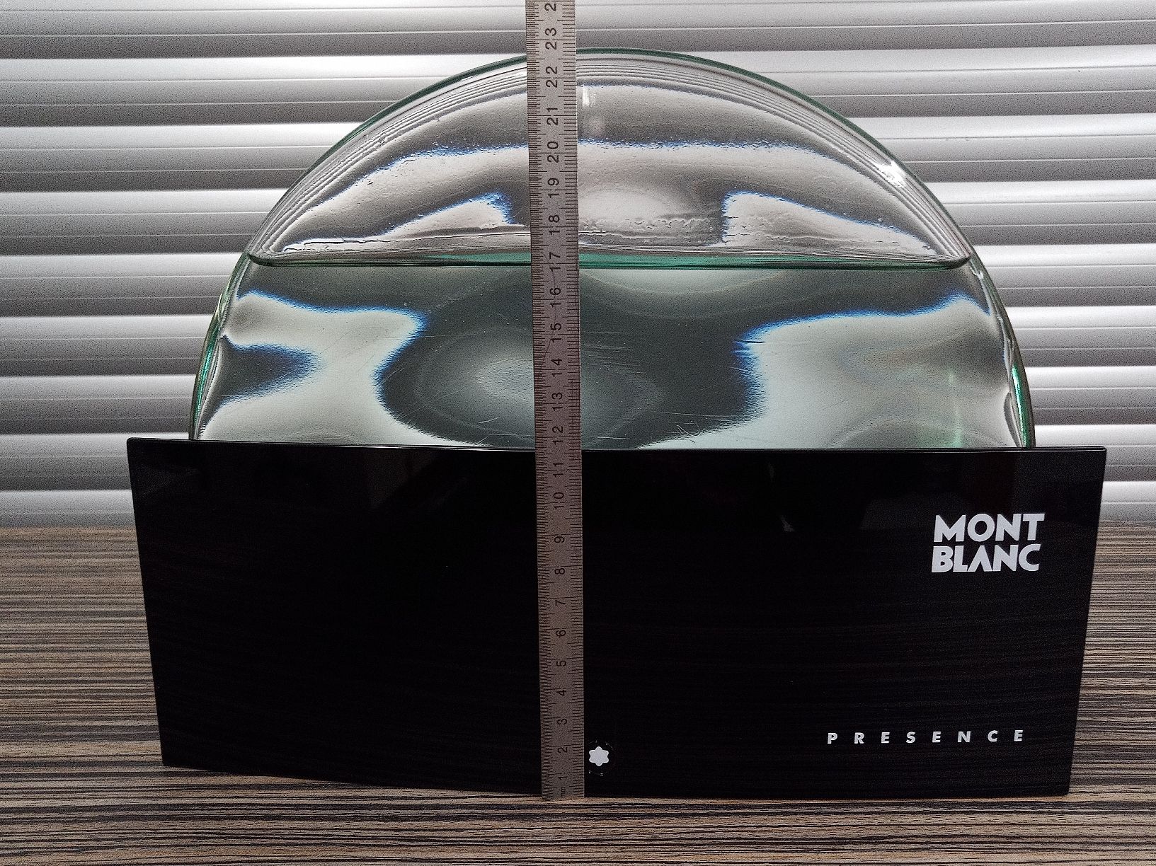 Montblanc Flaconi: Factice von Mont Blanc Presence – Usato da Reiden venduto da Zofi-Brocki 3