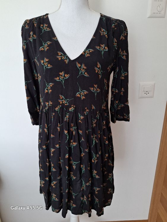 Robe Printemps Noire à Fleurs Rouges - Maona Taille S/M