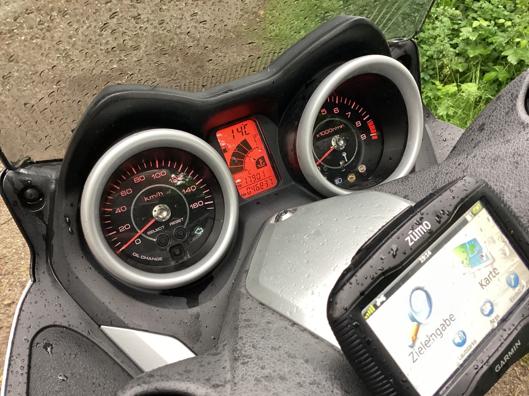 Yamaha Scooter: Yamaha X-Max 250 Roller Topcase  ABS – Difettoso da Wittenwil venduto da Erdnuss 4
