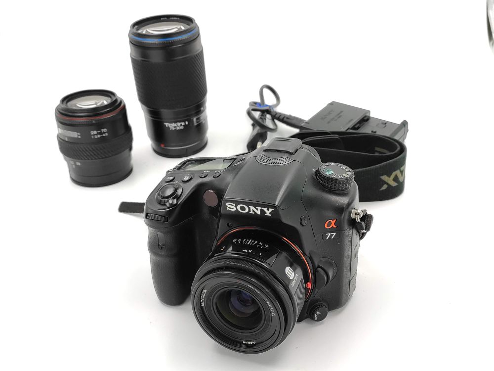Sony Alpha 550 (A550) Reflex Numérique Noir Avec 2 Objectifs - Boîtier + Objectifs Occasion