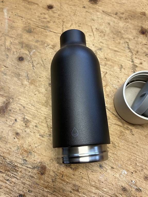 Borracce & Thermos: dropz Trinkflasche – Usato da Knutwil venduto da Momon 1