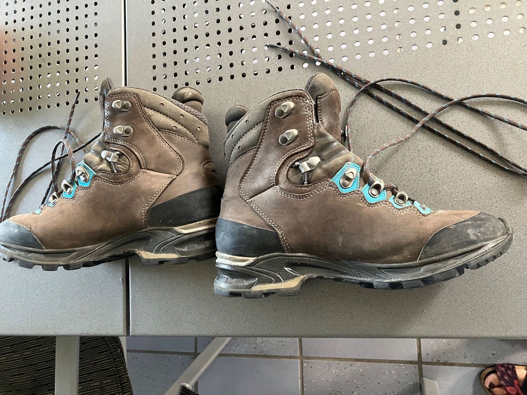 Lowa Damenschuhe: Wanderschuhe Lowa Damen – Gebraucht aus winterthur von egga07 6