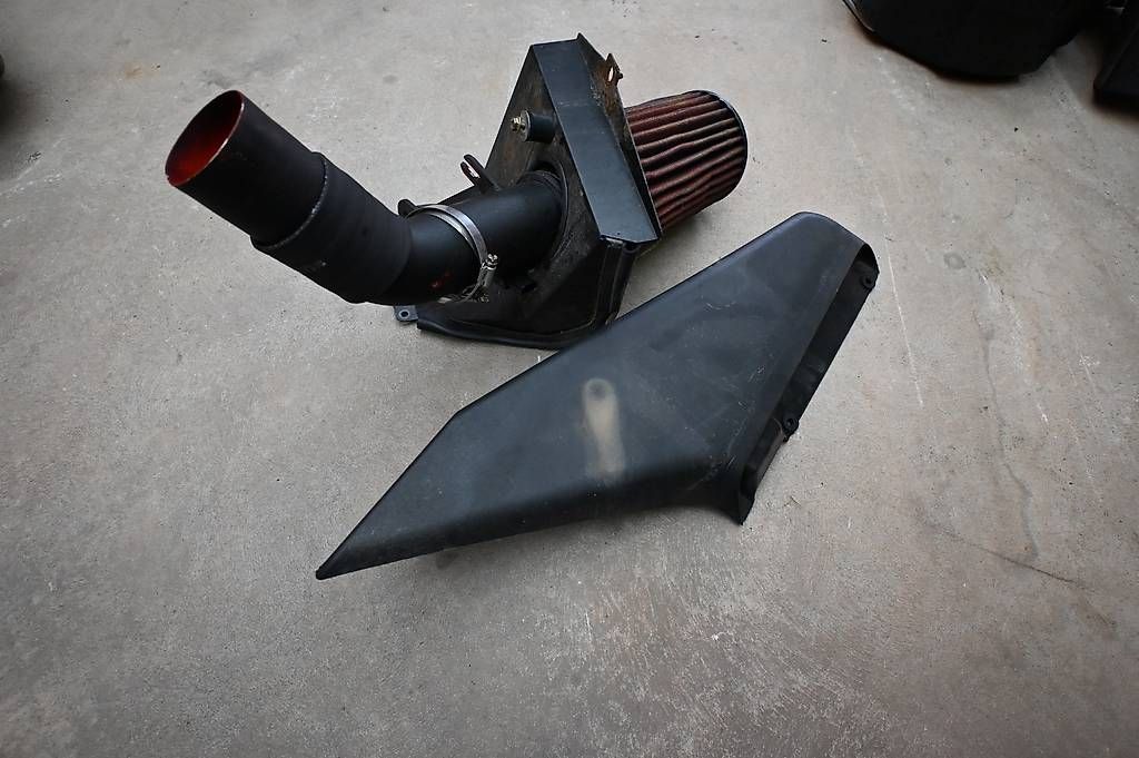 Subaru Toutes les pièces auto: Luftfilter Sport Subaru WRX – D'occasion à Frick par sandro_martin 2