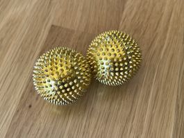 Magnetic acupressure spiky massage balls