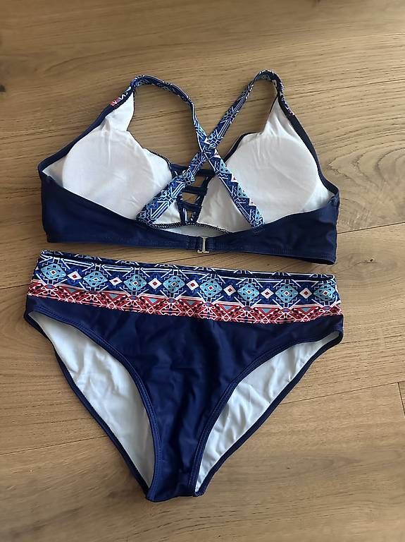 Costumi da bagno & Bikini: Neuer Bikini Gr.L, 2 verschiedene Bikinis – Usato da Winkel venduto da Crolady01 4