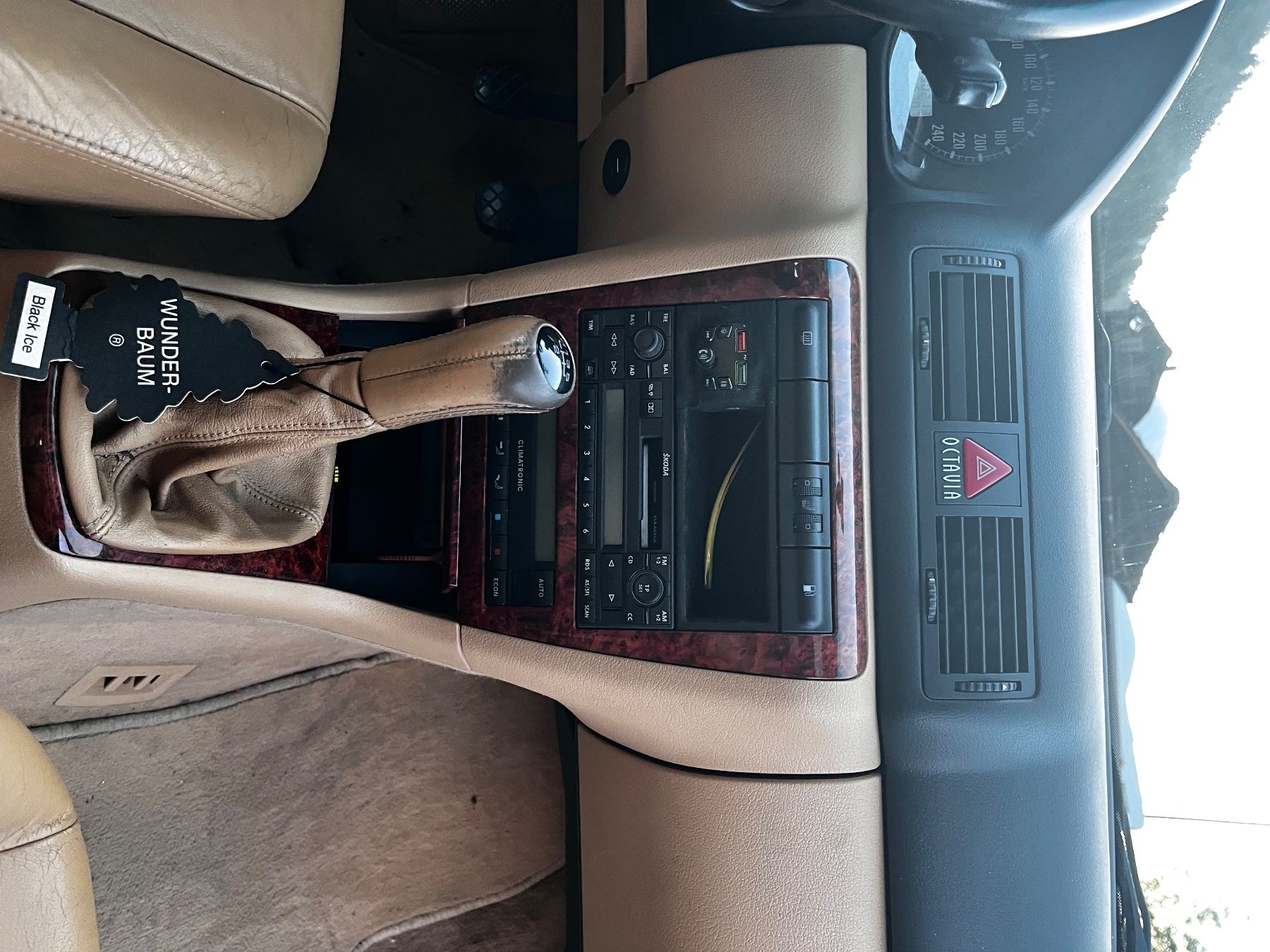 Skoda Autos: Skoda octavia de 1999 – Gebraucht aus Chez Petit(Liddes) von loi_zt27 5