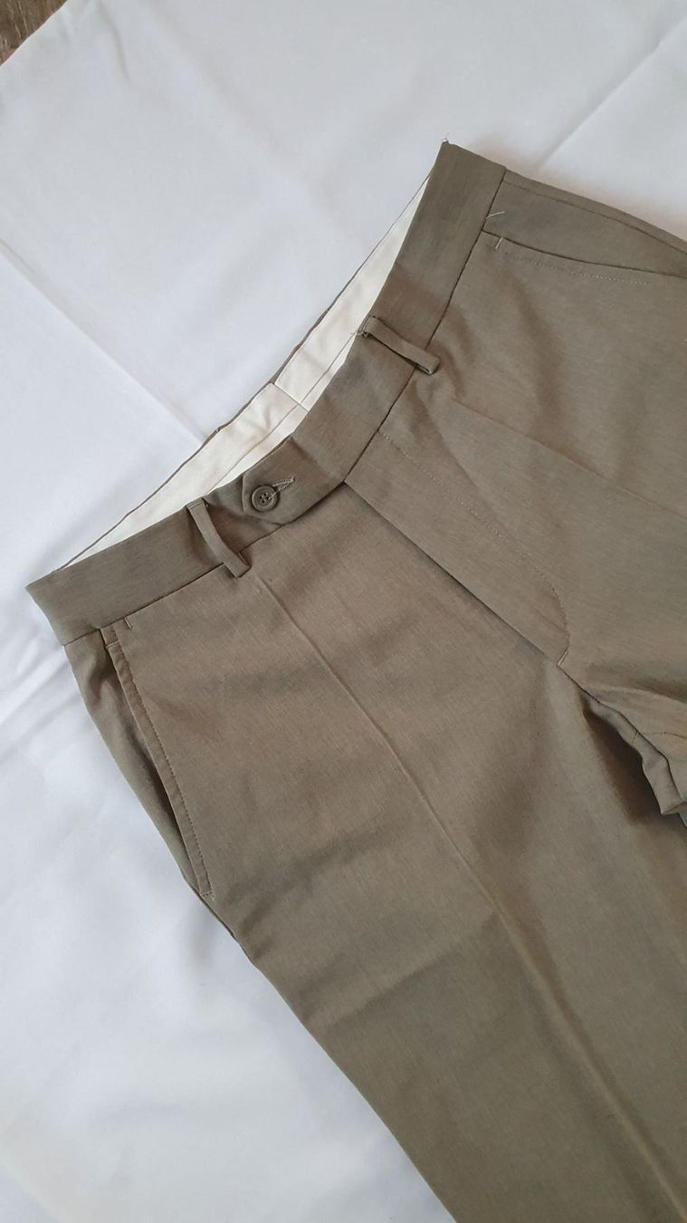 Zara Hosen: Bügelfalten Hose in beige – Gebraucht aus Niederbuchsiten von klengyel 2