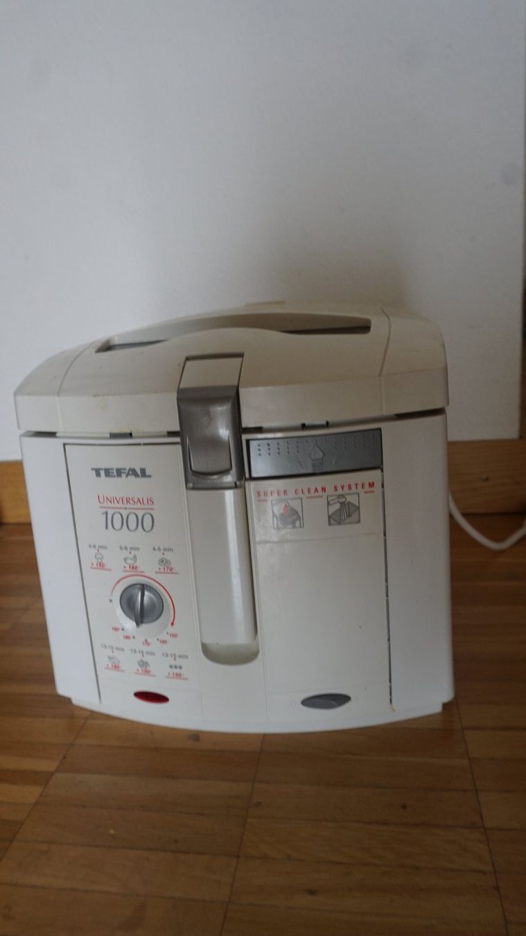 Tefal Küchengeräte: Tefal Fritteuse Universalis 1000 – Gebraucht aus Unterengstringen von cck_ 2