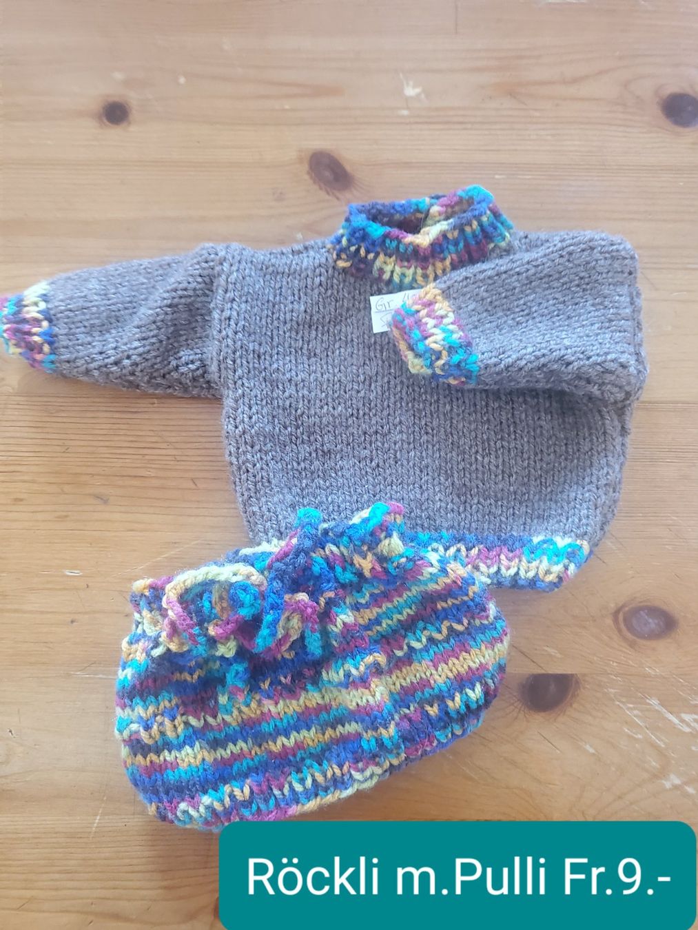 Bambole: Puppenkleider: Pullover mit Jupe – Usato da Aesch BL venduto da Gold1Fisch2