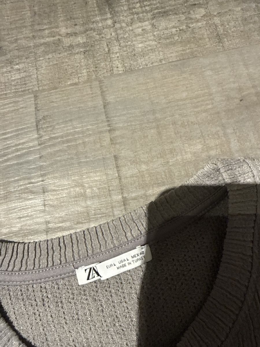 Zara T-shirts: Ensemble Zara  – D'occasion à Tramelan par mar_xrj7 3