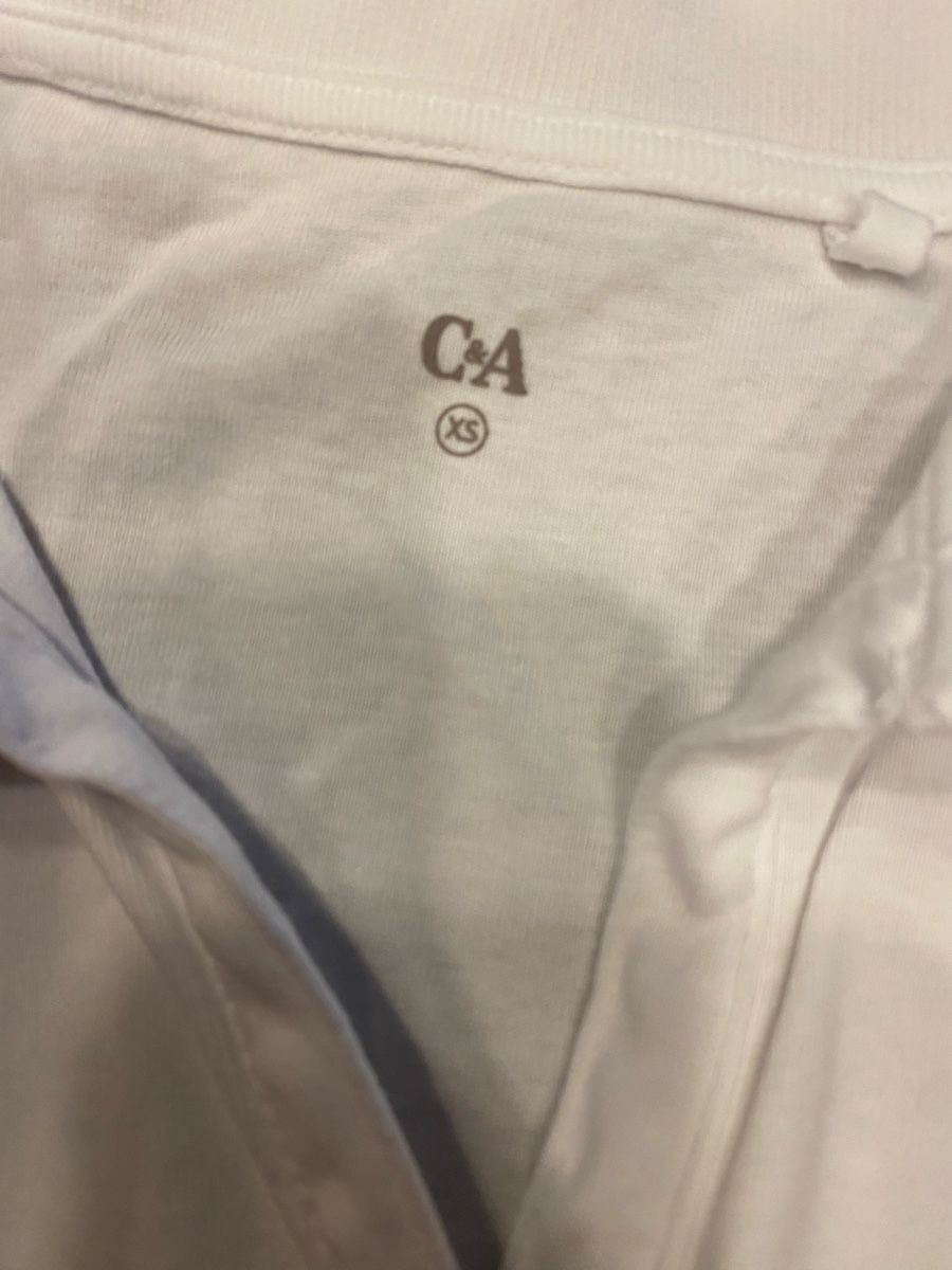 C&A T-shirt: Tshirt weiss – Usato da Luzern venduto da oli_6x2r 1
