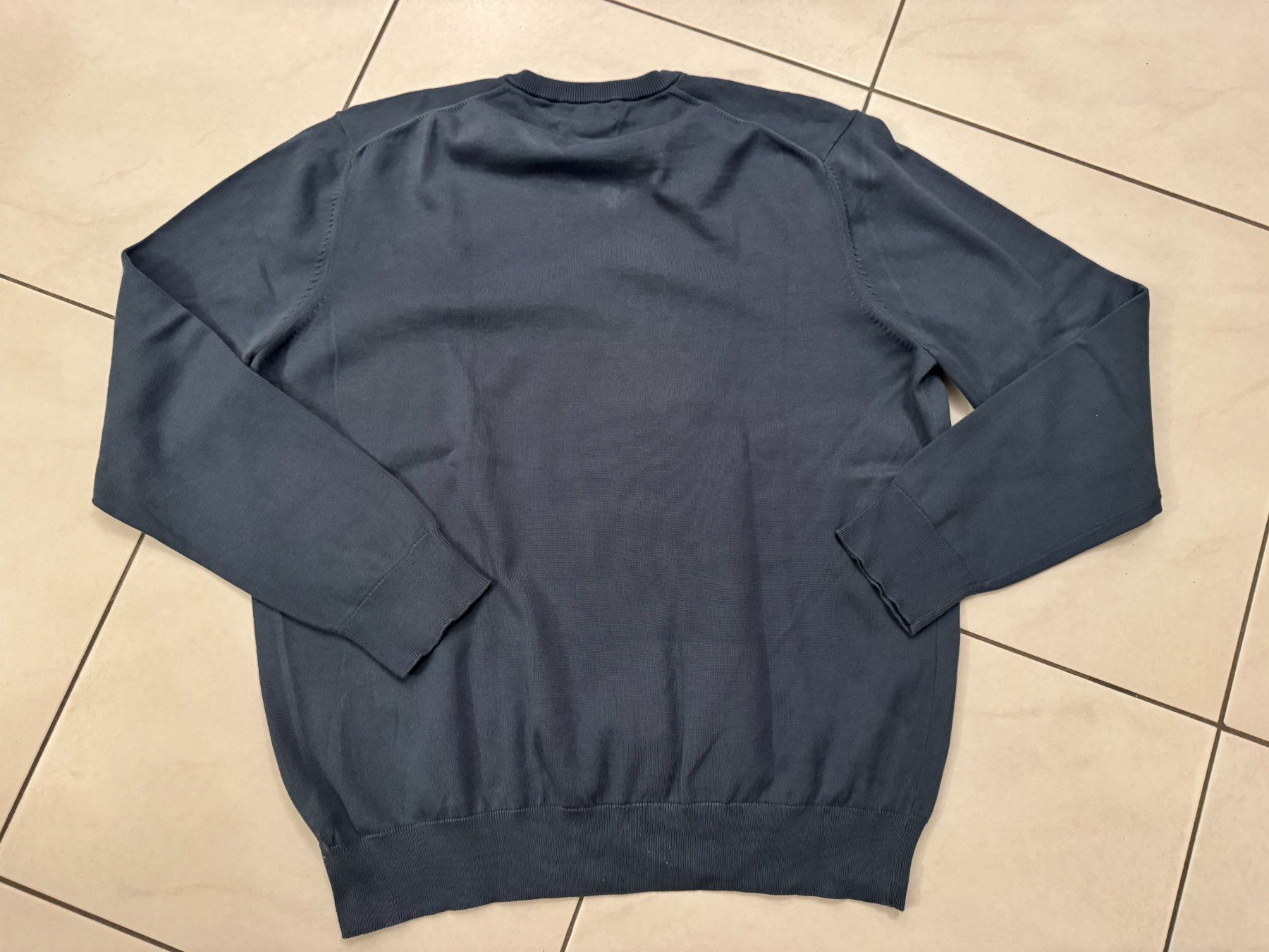 Pullover & Sweatshirts: WIE NEU - M & S Herren V-Pulli - Gr. XXL – Gebraucht aus Bad Ragaz von kpo_b7ph 4