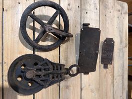 Antik Rollen und Riegel Eisen Gusseisen guter Zustand
