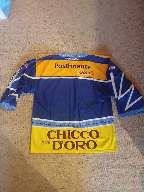 Leibchen & Hosen: Maillot de hockey – Gebraucht aus Torgon von vou_pnr8 1