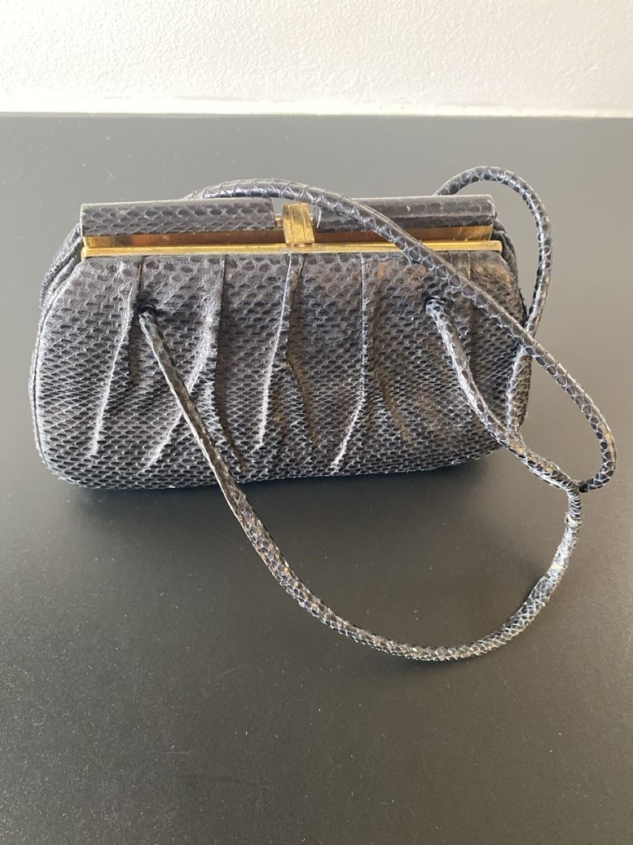 Taschen für Damen: Vintage Damen Handtasche Leder Schlangenlederoptik schwarz – Gebraucht aus Chur von Pufl 4