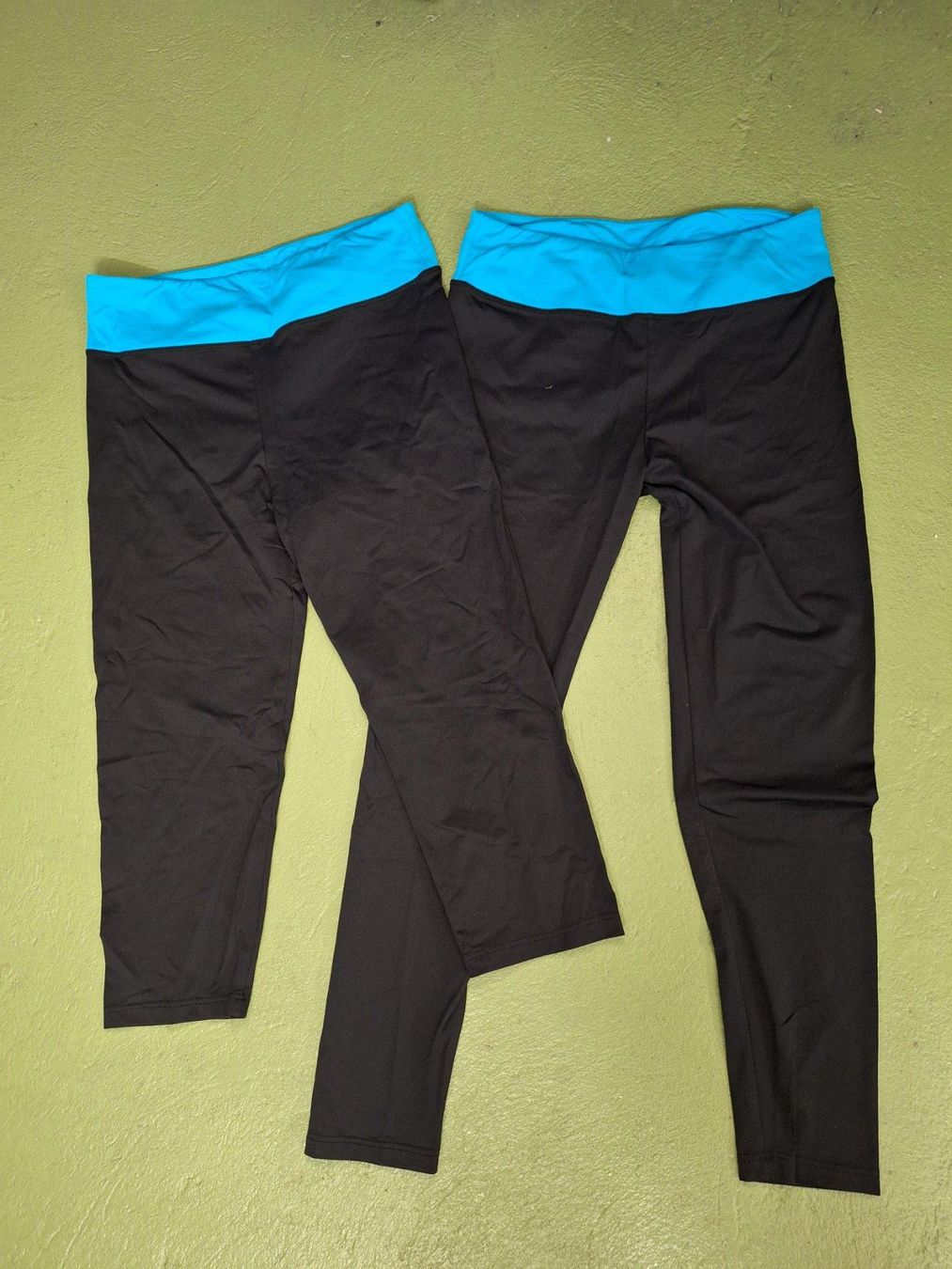 Leggings: 2 Sporthosen – Usato da Niederglatt ZH venduto da Bobsli