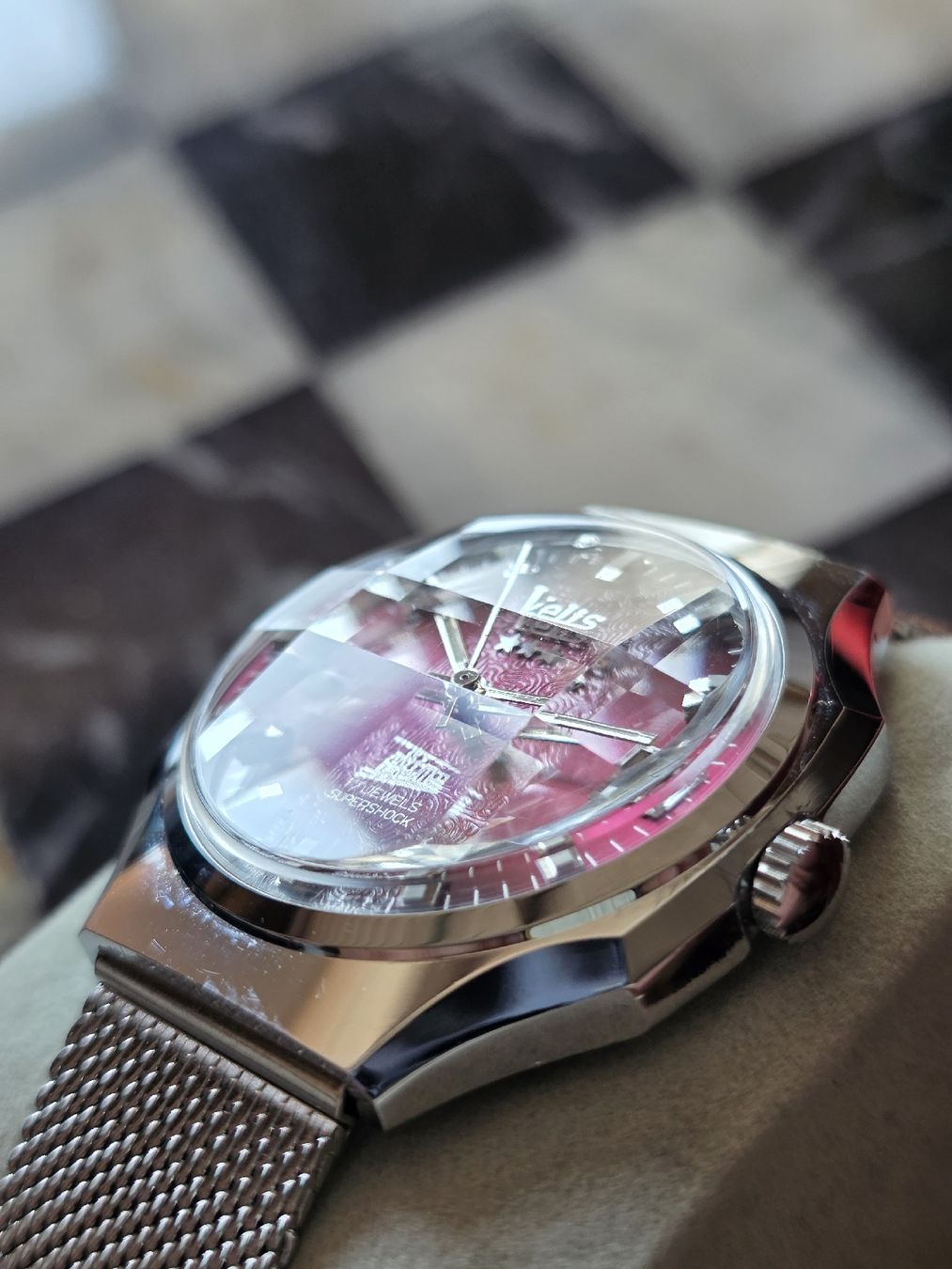 Uhren: Vintage Velis  – Gebraucht aus Salmsach von Vinted.by.Y.R 5