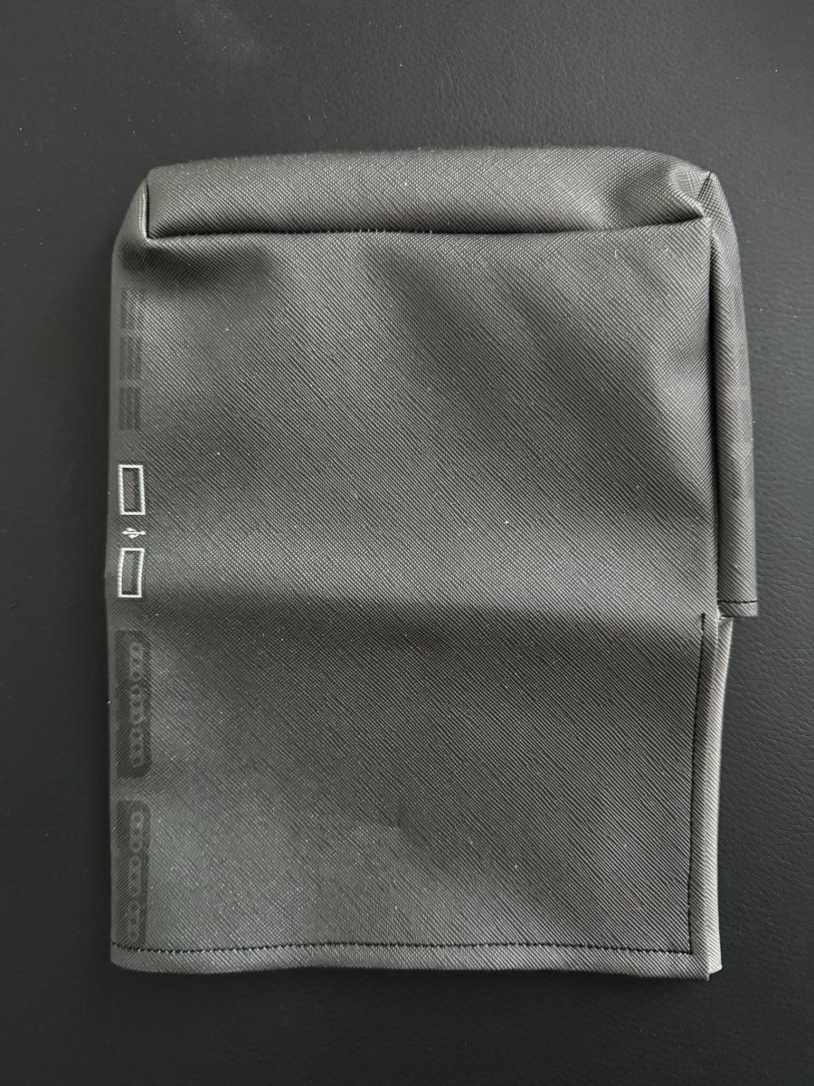 Schutzhüllen: Dust cover pour PS2 slim - vertical. – Gebraucht aus Blonay von ADO_79 1