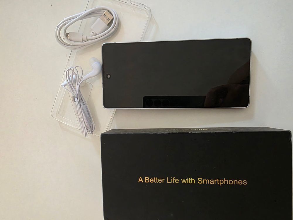 Telefoni cellulari / Smartphones: Smartphone 4G Dual-SIM – Usato da Filzbach venduto da Sabenasi 5