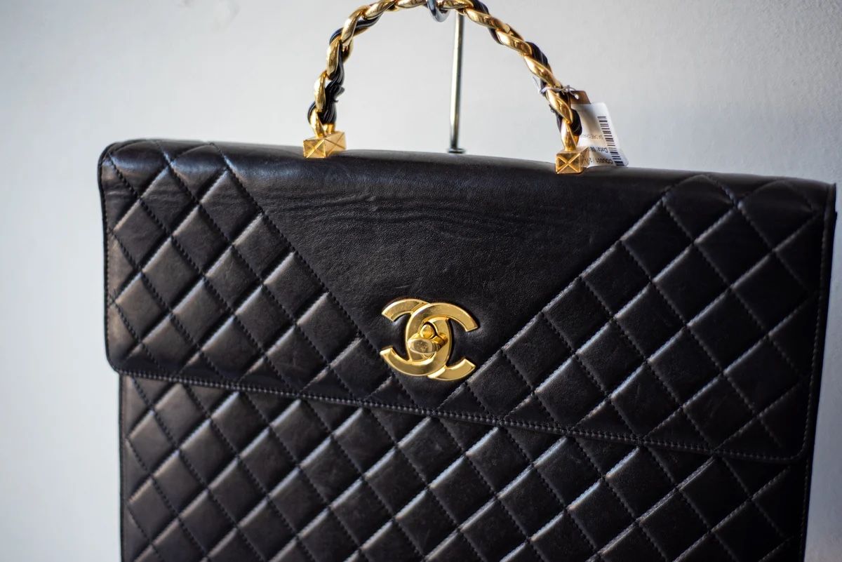 Chanel Taschen: CHANEL 24H BAG – Gebraucht aus Ligornetto von Ksela 2